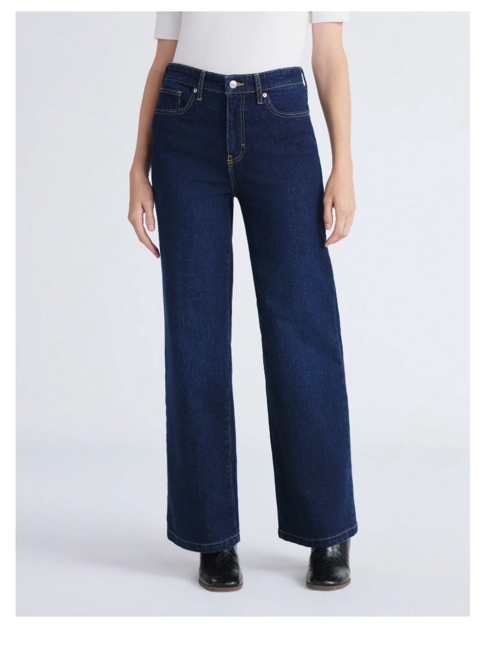 Free Assembly Women’s Mid Rise Full Length Boot Cut Jeans